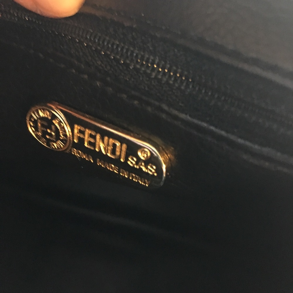 Authentic Vintage FENDI Penguin Handbag - Picture 3 of 8